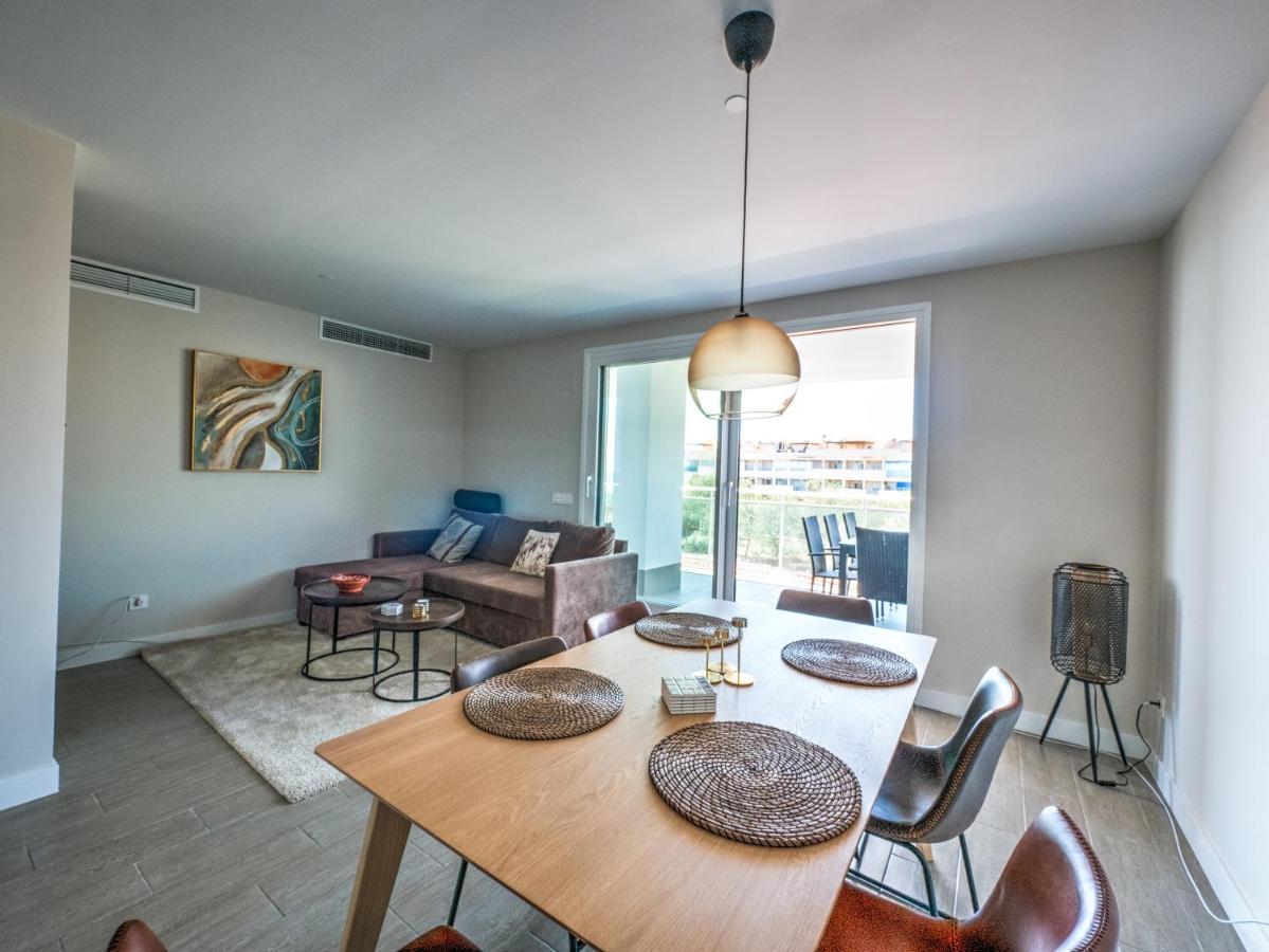 New Beach Front Apartment With Large Balcony Torrox Exteriör bild